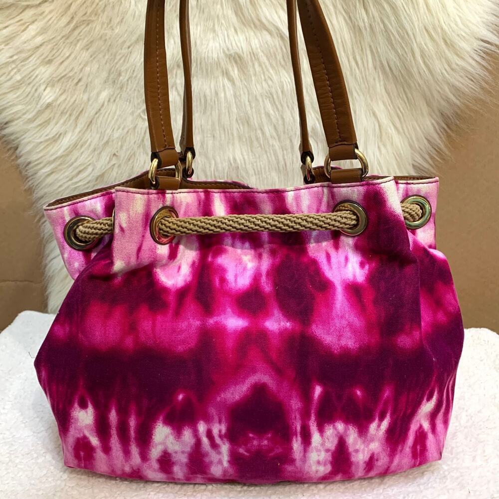 MICHAEL KORS MARINA Large Gathered Pink Tie-Dyed Canvas Drawstring Tassel Tote - Picture 5 of 15